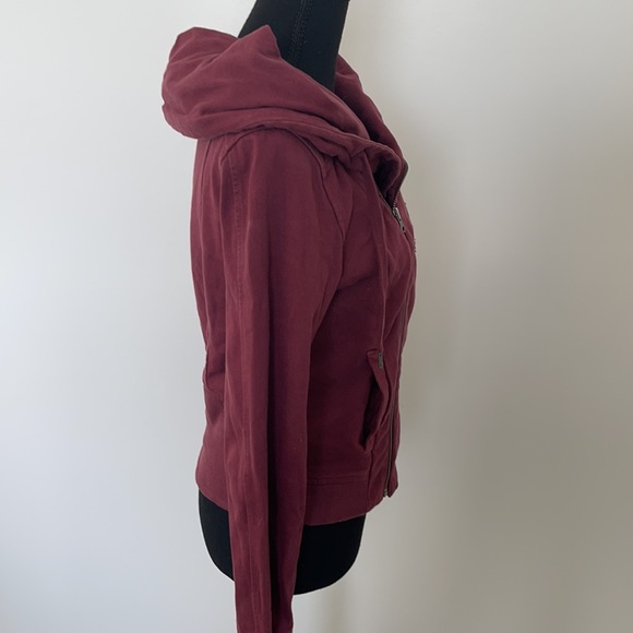 COPY - Converse Hoodie - Picture 5 of 7